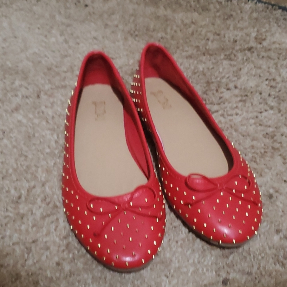 Shoes size 6